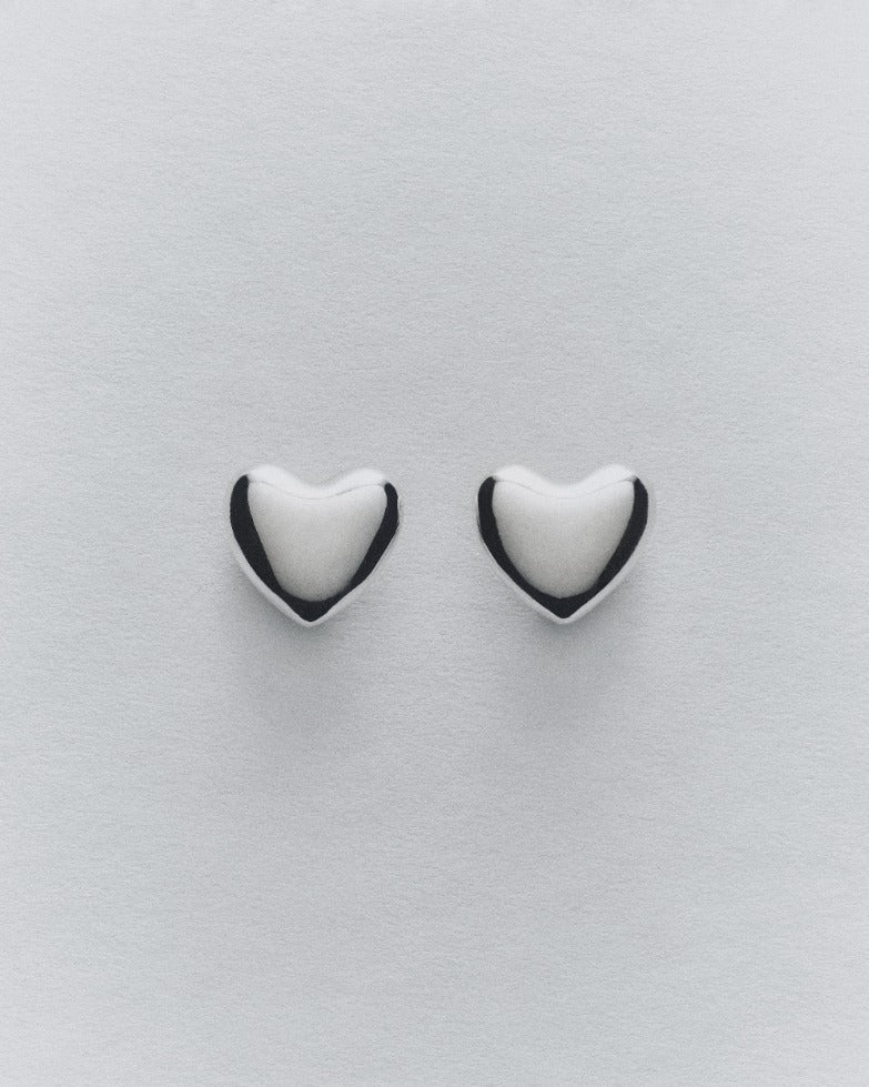 Small Voluptuous Heart Earrings